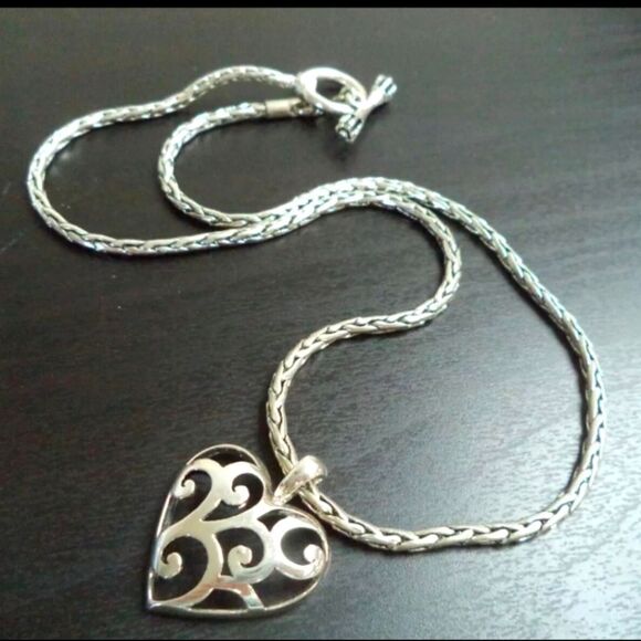 VINTAGE ESTATE HEAVY SILVER TONE HEART 20" NECKLACE - Picture 1 of 1